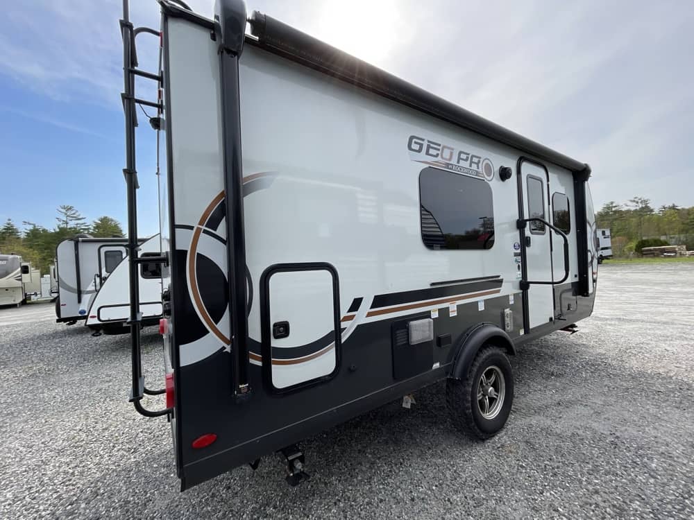Used 2024 Forest River Rockwood Geo-Pro 19FDS - Image 4