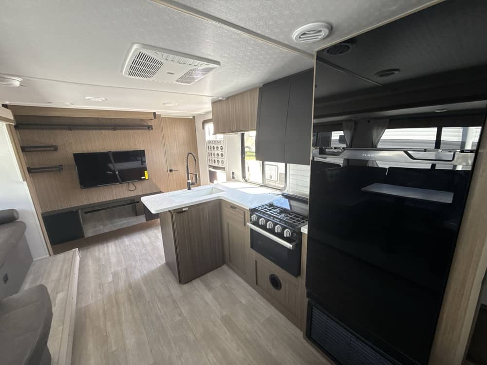 New 2025 Forest River Salem Cruise Lite 263BHXL - Image 3