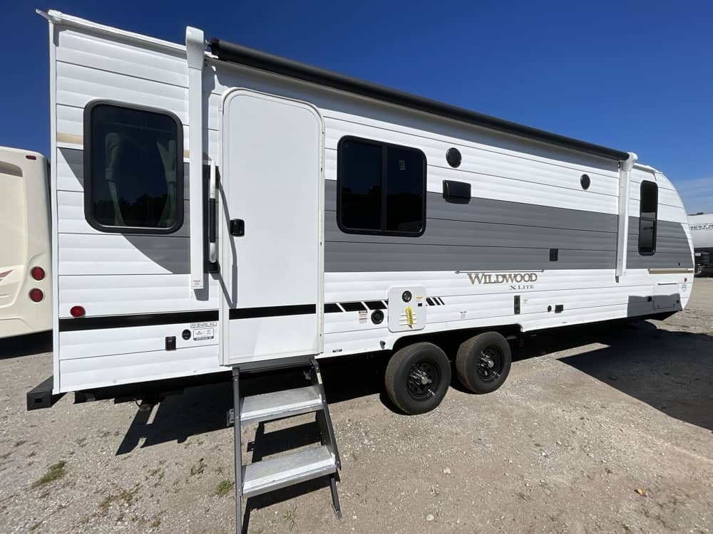 New 2026 Forest River Wildwood X-Lite 24RLXL - Image 4
